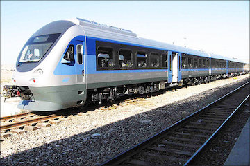 اولین قطار گردشگری کویر فردا راهاندازی میشود قطار ترن ست