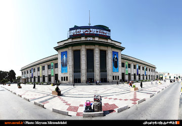 آغاز به فعالیت هنرستانهای ریلی در ۶ استان کشور/برنامهریزی برای نوسازی و توسعه ناوگان ریلی/ تأمین ۵۵۰ میلیارد تومان برای راه آهن اردبیل/ اعزام روزانه ۱۵۰ واگن به بندر امام خمینی (ره) قطار تهران