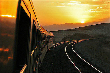 کاهش مسافت ۴۱۰ کیلومتری اصفهان _ تهران با بهره برداری از قطار پر سرعت/  ۷۰ درصد زیرسازی مسیر ۲۴۵ کیلومتری اصفهان تا قم انجام شده است