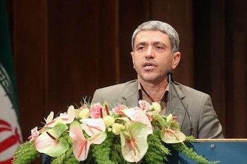 توسعه مالی کشور با حل مشکلات نظام بانکی/  مطالبات ۱۲۲ هزار میلیارد تومانی بانک مسکن/ انتشار ۴۰ هزار میلیارد تومان انواع اوراق در سال ۹۵ علی طیبنیا
