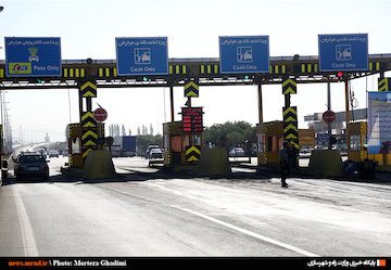 پرداخت عوارض در مقایسه با صرفه اقتصادی آزادراهها ناچیز است  عوارضی