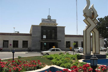 آغاز عملیات نصب پله برقی در ایستگاه راه آهن شاهرود ایستگاه راه آهن سمنان