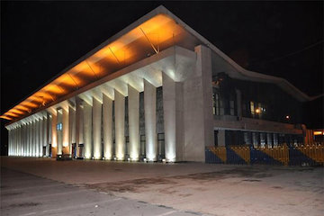 اجرای نمایش مذهبی فطرس در ایستگاه راهآهن تبریز ایستگاه راه آهن تبریز