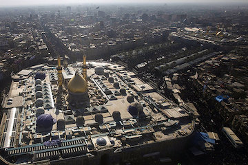 آسمان کربلا و نجف صاف و نیمهابری است/ ۱۷ درجه اختلاف میان کمینه و بیشینه دمای کربلا و نجف  حرم امام حسین/ کربلا
