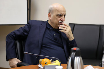 همه بانکها باید تسهیلات ۸۰ میلیونی پرداخت کنند/ ضرورت حرکت نظام بانکی به سوی پرداخت تسهیلات بلندمدت مسكن/ واقعیت فراز و فرود اقتصاد در سالهای ۸۴ و ۹۲ حسین عبده تبریزی