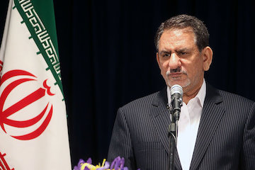 مصوبه تهاتر بدهی شرکت راهآهن بابت سوخت مصرفی لکوموتیوها ابلاغ شد اسحاق جهانگیری