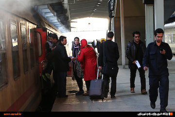 راه آهن تهران در یک روز پرمسافر