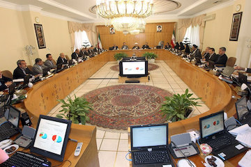 تاکید بر حمایت و پشتیبانی قاطع دولت از ۳ وزیر راه و شهرسازی، تعاون و جهاد کشاورزی هيات دولت