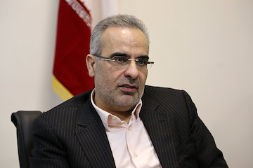 مکاتبه با سازمان مدیریت و برنامهریزی برای جذب نیروی انسانی/ تشکیل ۵ کارگروه در وزارت راهوشهرسازی برای اصلاح نظام اداری بازدید سید سعید سید علایی از پایگاه خبری