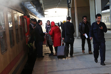 ۴۸۸ هزار بلیت قطارهای نوروزی فروخته شد/ جدول ظرفیت شرکتها قطار -1