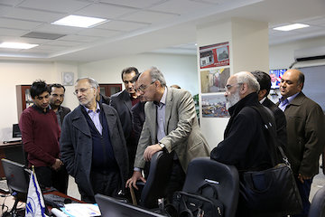 دکتر خانیکی: نقش پایگاه خبری در تولید و ارائه اخبار حوزه راه و شهرسازی حساس و قابل توجه است بازدید اساتید ارتباطات از پایگاه خبری
