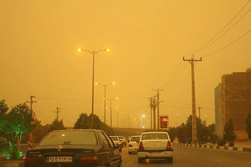 گرد و غبار در اهواز