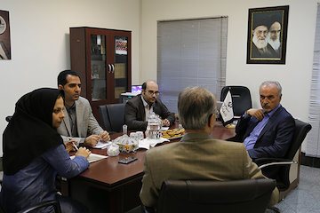 مهندس نریمان:  پایگاه خبری میتواند قدرتمندترین رسانه در زمینه راه و مسکن شود بازدید محسن نریمان از پایگاه خبری