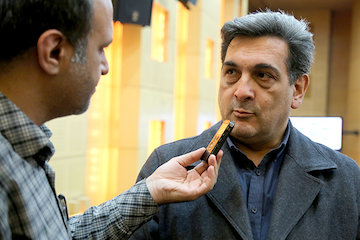 تنظیم سند حفظ کاربری باغات در داخل محدوده تهران و کلانشهرها / تخریب ۴ هزار هکتار باغ در شهر تهران پیروز حناچی در جمع خبرنگاران