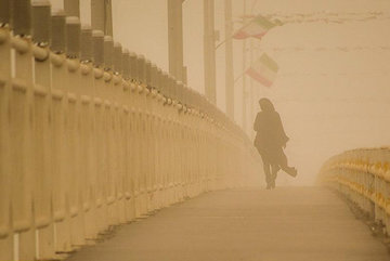 بارش باران در استانهای شمالی/ افزایش غلظت گردوخاک و شاخص آلودگی هوا گرد و غبار