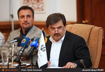 نشست خبری قائم مقام وزیر راه و شهرسازی در مسکن مهر