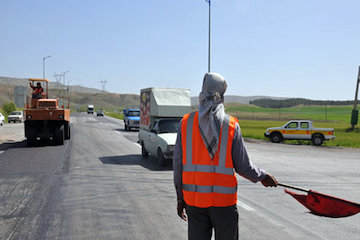 روایت پیشرفت|تامین امنیت شهروندان با شناسایی و رفع ۸۵۸ نقطه حادثهخیز/ خرید ۵۵ دستگاه ماشین آلات راهداری طی یکسال نگهداری راهها