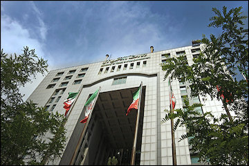 پاسخگویی تلفنی معاونان و روسای سازمانها و شرکتهای تابعه وزارت راه و شهرسازی به شهروندان وزارت راه و شهرسازی