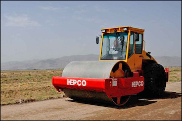 بازدید از راهدارخانهها و ماشینآلات محور بندرعباس - سیرجان ماشین آلات راهسازی