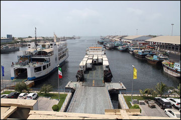 ترابری بدون سانحه ۱۵۱ هزار مسافر دریایی در طرح نوروزی بنادر غرب هرمزگان  بندر شهید باهنر