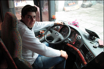 انعقاد قرارداد بیمه تكمیلی درمان و حوادث رانندگان بخش حملونقل جادهای كشور راننده اتوبوس