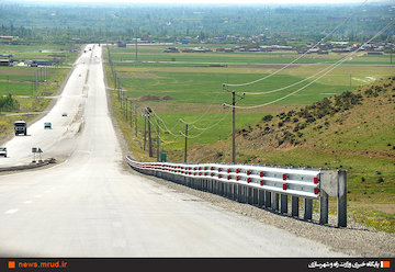 نصب گاردریل سه موج در محورهای آذربایجان غربی