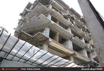 بازدید سرزده مدیرکل راه و شهرسازی استان البرز از ساخت و سازهای کرج