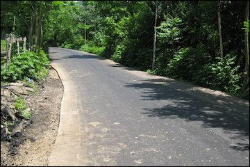 اتمام عملیات آسفالت دو راه روستایی در شهرستان املش استان گیلان راه روستایی