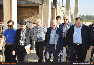 بازدید معاون وزير راه و شهرسازي از ایستگاه راه آهن در حال احداث ارومیه