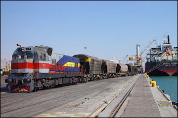 اهمیت لجستیک و انتفاع ملی از ترانزیت با همکاری ریل، جاده و بندر قطار باری