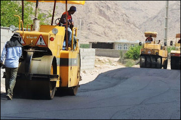 ساخت و بهسازی ۶۰ کیلومتر راه روستایی همدان با اعتبار ۲۰میلیارد تومان    آسفالت راه روستایی