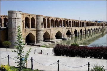 اسناد يكپارچه طرح جامع اصفهان با الحاق خوراسگان ابلاغ میشود سی وسه پل