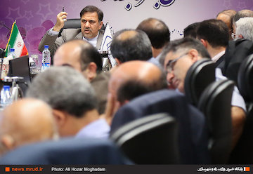 ایران سهم جدی در بازار جهانی ندارد/ راهكار نجات اقتصاد ايران؛ بايد بخشی از کیک بزرگ اقتصاد جهانی بشويم/  صیانت از حقوق شهروندی با کاهش مداخله دولت در مباحث ساختمانی جلسه شورای مرکزی سازمان نظام مهندسی