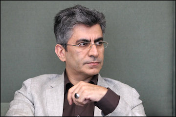 اهمیت پرسش و پاسخ برای روشن شدن حقایق حامد مظاهریان