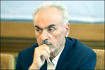 بازدید سرزده معاون وزیر راه و شهرسازی از مسکن مهر شهر جدید پردیس/ صحبتهای نریمان با متقاضیان و توصیه درباره نگهداری فضای سبز و روشنایی معابر بلوکها محسن نریمان