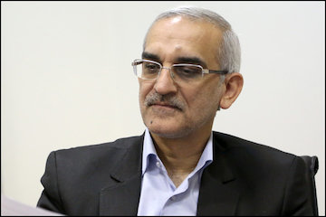 نگاهی به یک استعفا؛ عمل به مسئولیت اجتماعی پور سید آقایی