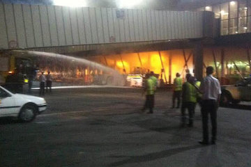 آتش سوزي در فرودگاه مهرآباد