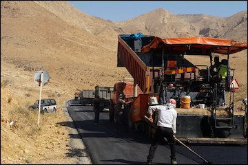بهسازی و آسفالت راه روستايی در استان کرمانشاه/ پايان عمليات شانه سازی مسير گهواره به تختگاه آسفالت