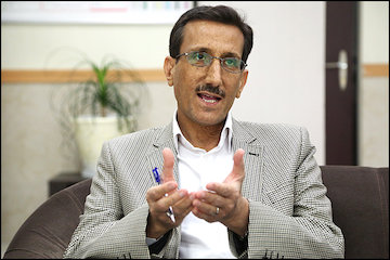 ساخت ۲۰۰ کیلومتر خطوط فرعی تا پایان سال/ سهم ۳۰ درصدی خطوط ریلی در جابجایی بار  سعید رسولی