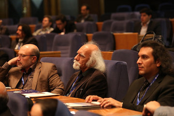 معرفی پروژه مرمت و احیاء خانه تاریخی بدیع الصنایع به سرمایهگذاران داخلي و خارجی پنل تخصصي معرفي پروژههاي شركت ساخت در همایش بينالمللي معرفی فرصتهای سرمایهگذاری