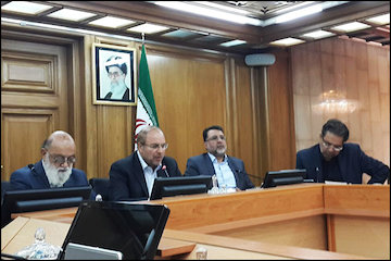 جلسه ایزدی با شورای شهر