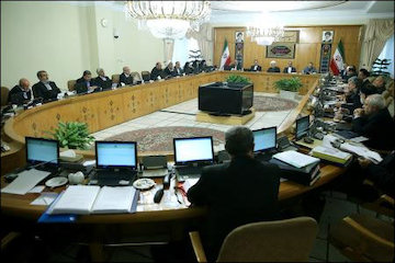 صدور مجوز تأمین ۱۵ درصد سهم کارفرما برای تعدادی از طرح های ریلی/ راهاندازی باند رفت آزادراه قزوین- رشت  جلسه هیات دولت