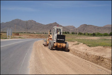 صدور ۲۳ فقره مجوز تاسیسات زیربنائی دراداره ایمنی راه وحریم آذربایجان شرقی حفاظت از حریم راه ها