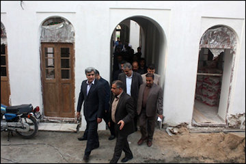 بازديد استاندار بوشهر از دانشكده هنر و معماری بازديد استاندار بوشهر از دانشكده هنر و معماري