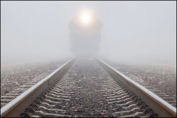 مه گرفتگی ریل قطار