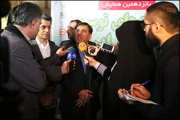 مخالف ایجاد شوک در بازار مسکن هستم/ تسهیلات صندوق پسانداز اواخر امسال و اوایل سال آینده وارد بازار میشود عباس آخوندی در جمع خبرنگاران