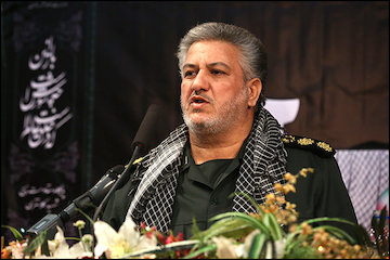 قدردانی رییس سازمان بسیج مستضعفان از فرمانده مرکز مقاومت بسیج وزارت راه و شهرسازی علیرضا افشاری