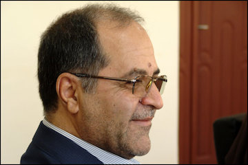 بهرهبرداری از آزادراه یزد ۲/۵ سال دیگر/ شروع عملیات اجرایی آزادراه نطنز- انار/ اجرایی شدن طرح مسکن اجتماعی و قطار برقی یزد- تهران محمد رضا نقصان محمدی