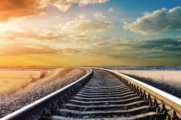 ۴۰۷ کیلومتر مسیر ریلی در سال جاری به بهرهبرداری میرسد ریل قطار خط آهن