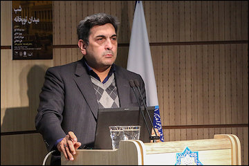 لزوم توجه مدیریت شهری به ارزشهای میدان توپخانه/ تشابه میدان ترافالگار لندن با میدان توپخانه تهران/ پیشنهاد جلوگیری از تردد خودرو و رفع اغتشاش بصری پیروز حناچی